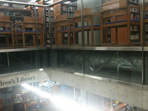 Raised Floor Under Shelves